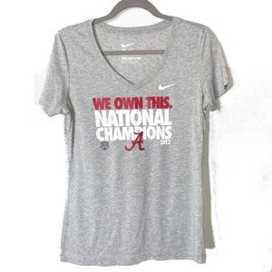 NIKE U of Alabama 2012 Championship V-Neck Tee L